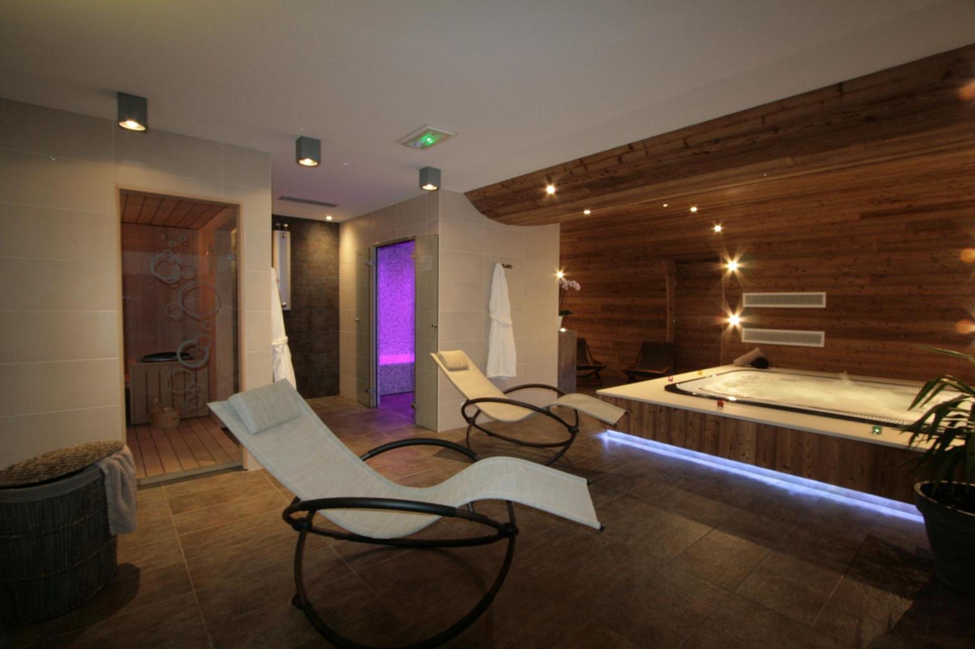 Logis Hotel & Spa Beau-Site Saint-Jean-de-Sixt Eksteriør bilde