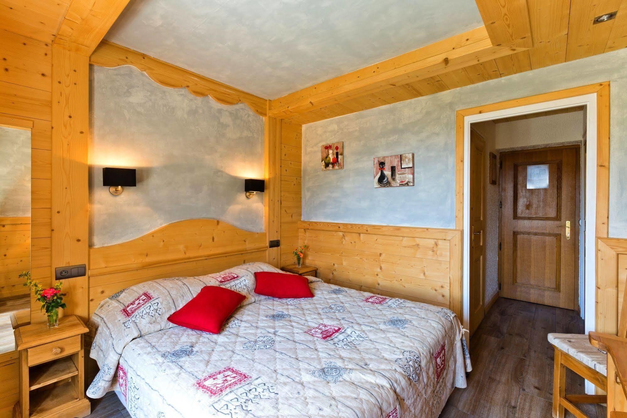 Logis Hotel & Spa Beau-Site Saint-Jean-de-Sixt Eksteriør bilde