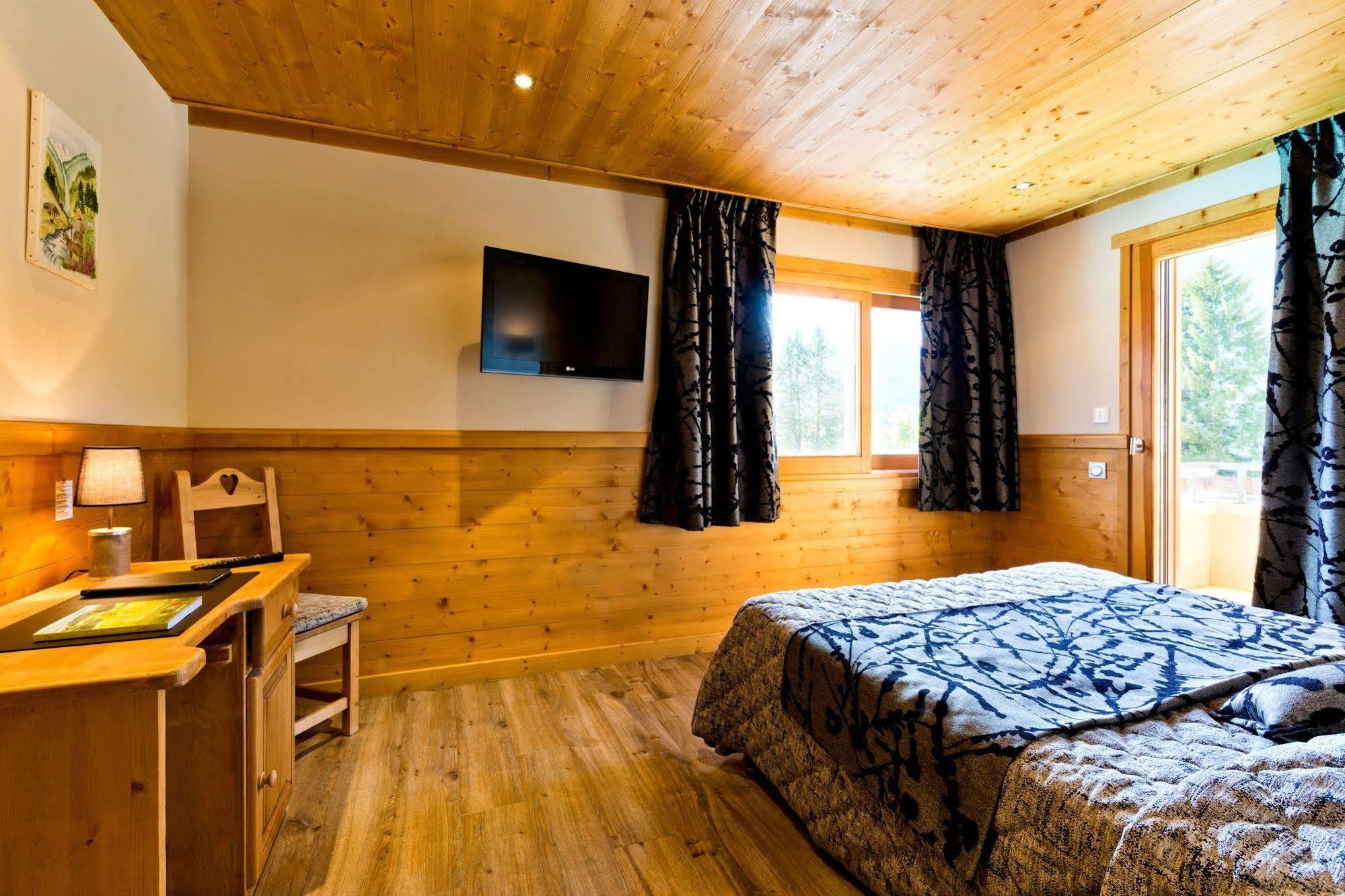 Logis Hotel & Spa Beau-Site Saint-Jean-de-Sixt Eksteriør bilde