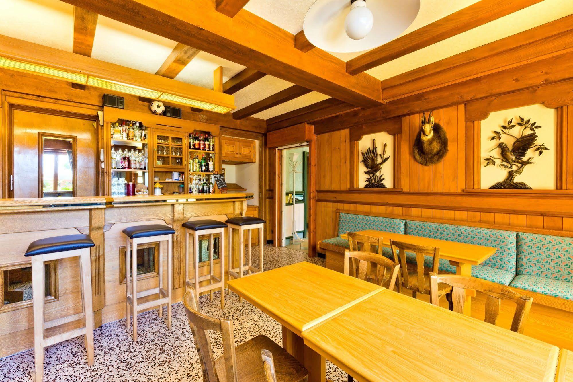 Logis Hotel & Spa Beau-Site Saint-Jean-de-Sixt Eksteriør bilde